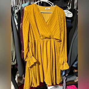 Beautiful Mustard long sleeve dress